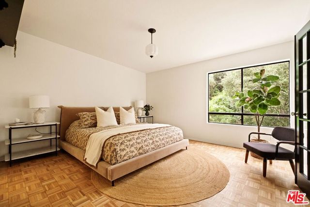 2018 Griffith Park Boulevard 310, Los Angeles, CA 90039