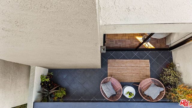 2018 Griffith Park Boulevard 310, Los Angeles, CA 90039