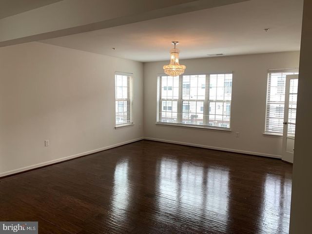 3705 CHIPPENDALE CIR, Woodbridge, VA 22193