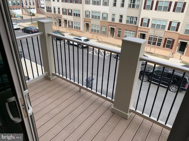 3705 CHIPPENDALE CIR, Woodbridge, VA 22193