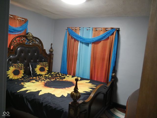 1940 N Dearborn Street, Indianapolis, IN 46218