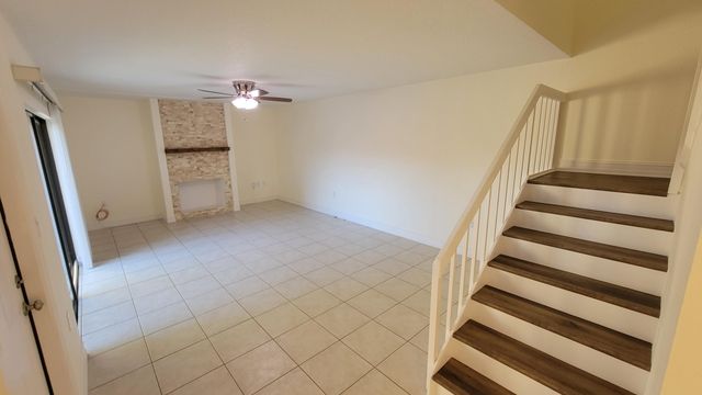 117 1st Court, Palm Beach Gardens, FL 33410