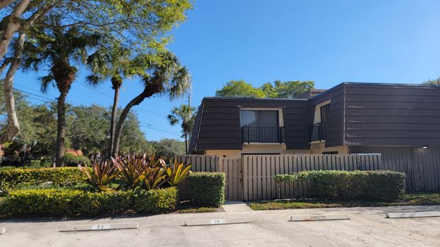 117 1st Court, Palm Beach Gardens, FL 33410