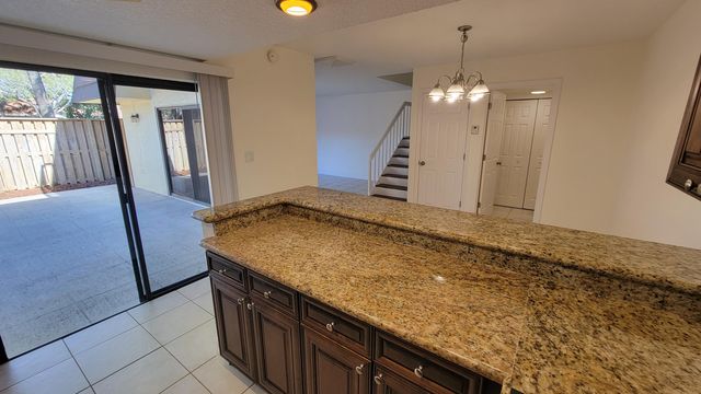 117 1st Court, Palm Beach Gardens, FL 33410