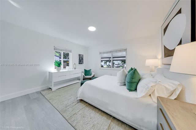 871 NE 81st St, Miami, FL 33138