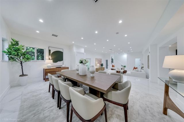 871 NE 81st St, Miami, FL 33138