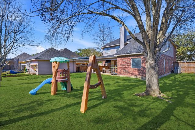 2875 Match Point Lane, Friendswood, TX 77546