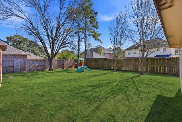 2875 Match Point Lane, Friendswood, TX 77546