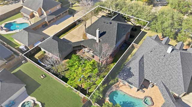 2875 Match Point Lane, Friendswood, TX 77546