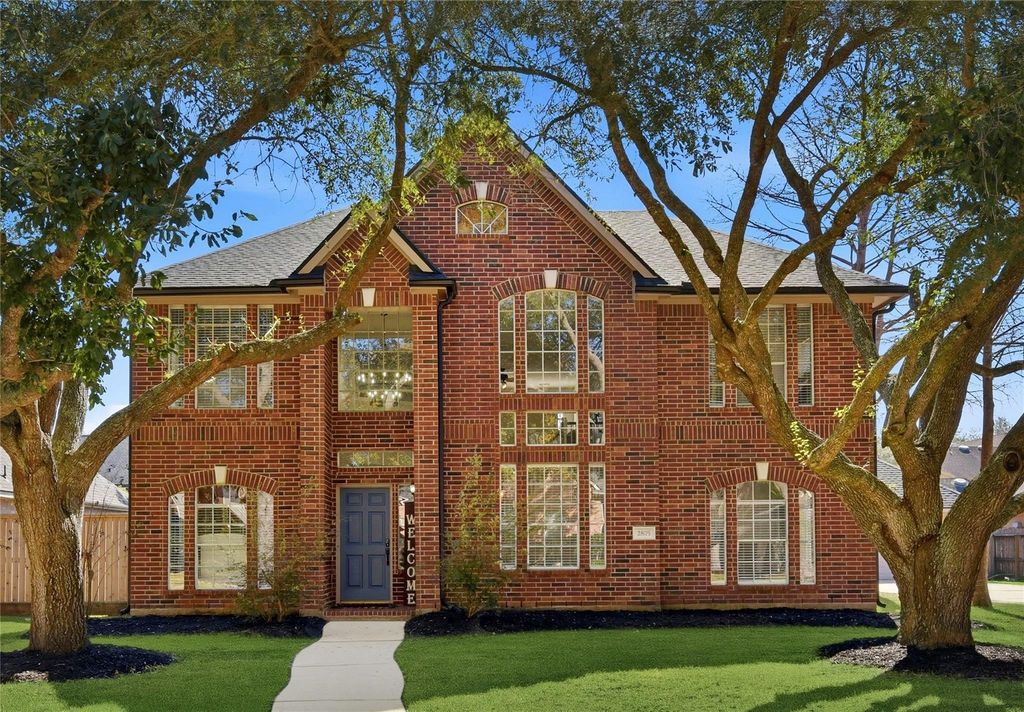 2875 Match Point Lane, Friendswood, TX 77546