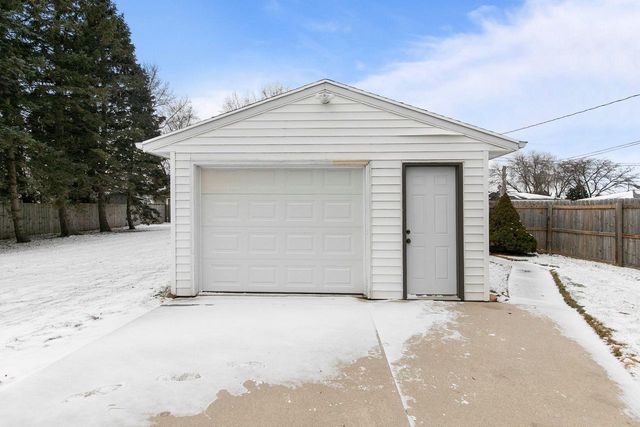 1538 N 27TH STREET, Sheboygan, WI 53081