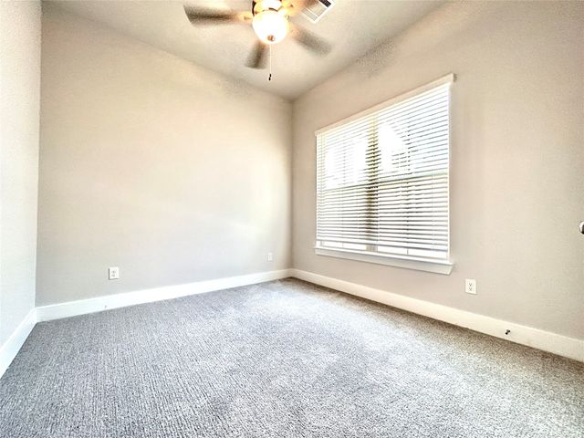 2501 Ascension Boulevard 303, Arlington, TX 76006