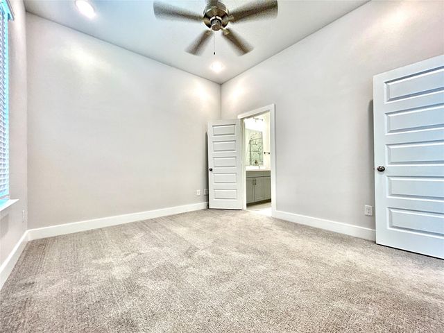 2501 Ascension Boulevard 303, Arlington, TX 76006