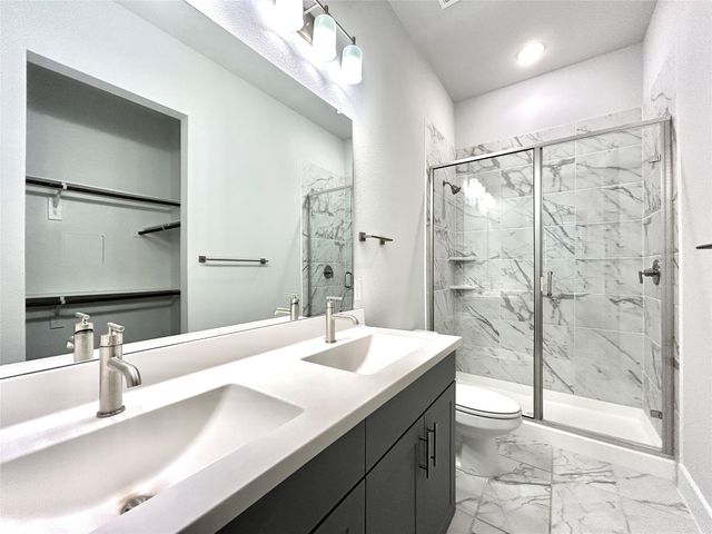 2501 Ascension Boulevard 303, Arlington, TX 76006