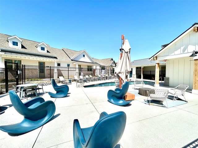 2501 Ascension Boulevard 303, Arlington, TX 76006