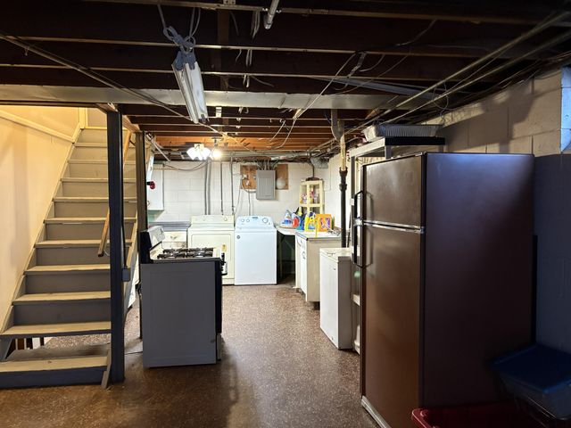 3127 Woodcliffe Drive, Muskegon Heights City, MI 49444