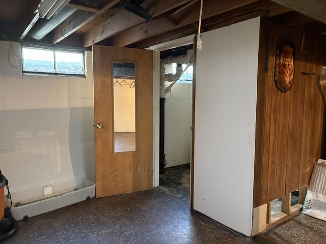 3127 Woodcliffe Drive, Muskegon Heights City, MI 49444