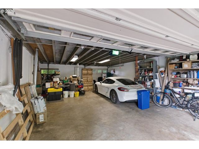 7339 S CORBETT Ave, Portland, OR 97219