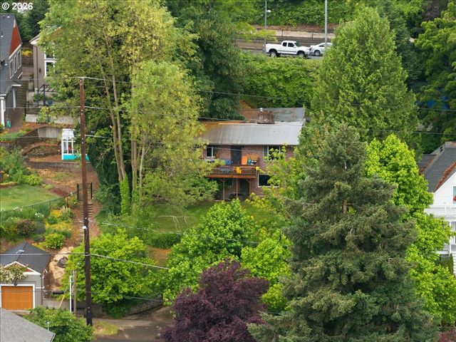7339 S CORBETT Ave, Portland, OR 97219