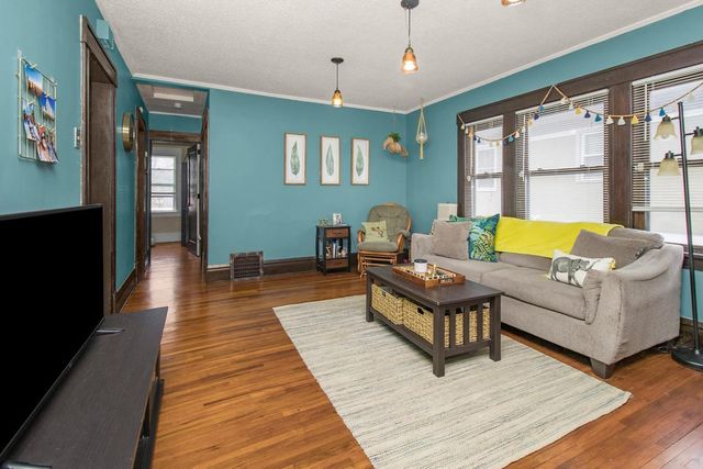 3438 Knox Avenue N, Minneapolis, MN 55412