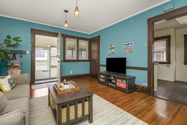 3438 Knox Avenue N, Minneapolis, MN 55412