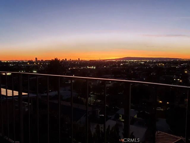 1995 Molino Avenue 302, Signal Hill, CA 90755