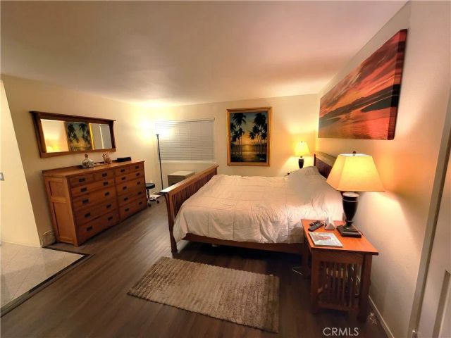 1995 Molino Avenue 302, Signal Hill, CA 90755