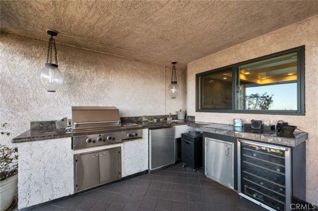 1995 Molino Avenue 302, Signal Hill, CA 90755