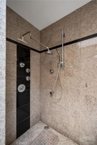 1995 Molino Avenue 302, Signal Hill, CA 90755