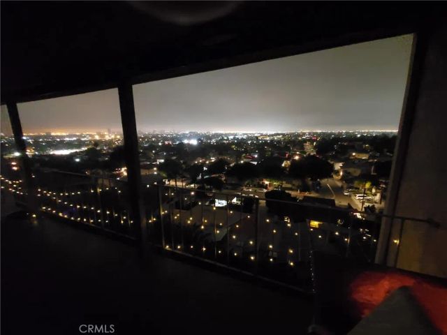 1995 Molino Avenue 302, Signal Hill, CA 90755