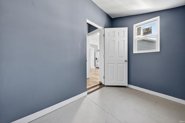 1303 High Street, Logansport, IN 46947