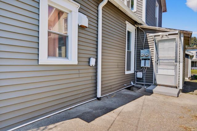 1303 High Street, Logansport, IN 46947