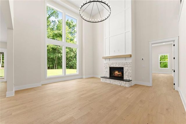 1178 Pinnacle Drive, Hoschton, GA 30548