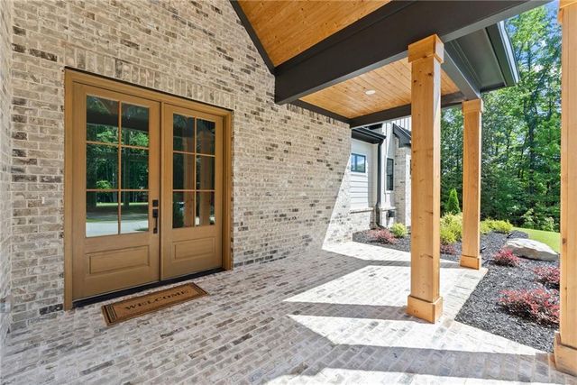1178 Pinnacle Drive, Hoschton, GA 30548