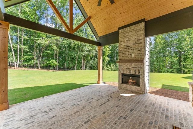 1178 Pinnacle Drive, Hoschton, GA 30548