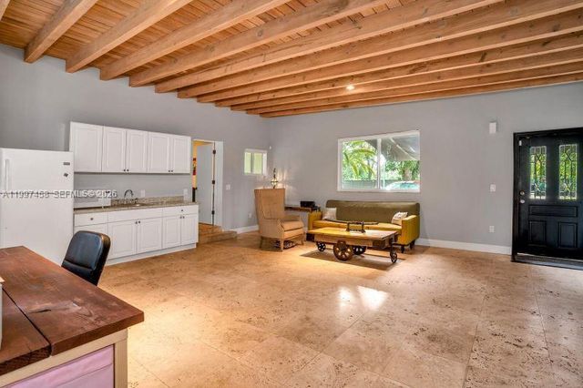 7405 SW 79th Court, Miami, FL 33143