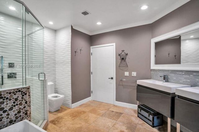 7405 SW 79th Court, Miami, FL 33143