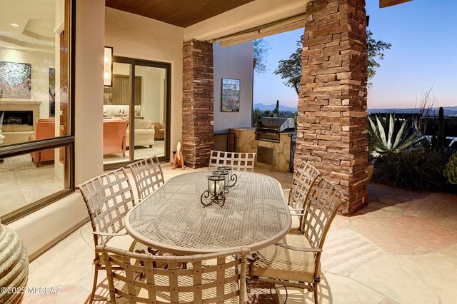 7569 N MYSTIC CANYON Drive, Tucson, AZ 85718