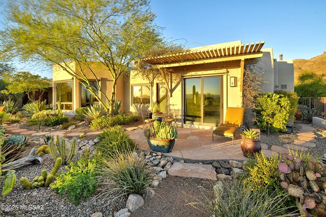 7569 N MYSTIC CANYON Drive, Tucson, AZ 85718