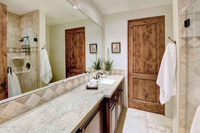 7569 N MYSTIC CANYON Drive, Tucson, AZ 85718