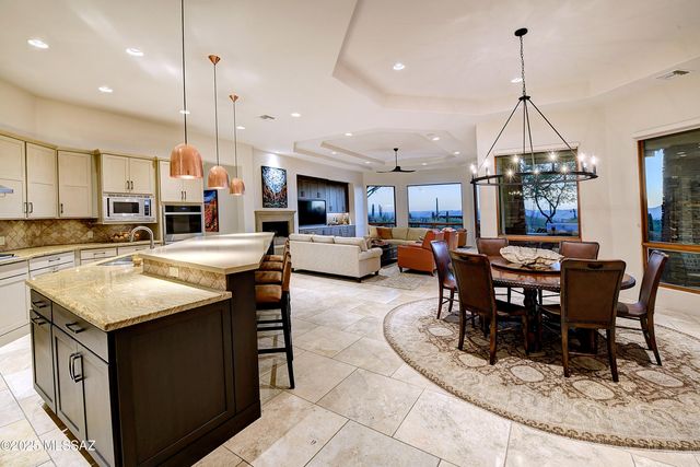 7569 N MYSTIC CANYON Drive, Tucson, AZ 85718