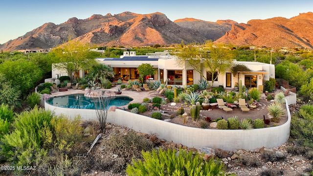 7569 N MYSTIC CANYON Drive, Tucson, AZ 85718