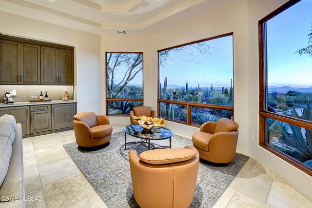 7569 N MYSTIC CANYON Drive, Tucson, AZ 85718