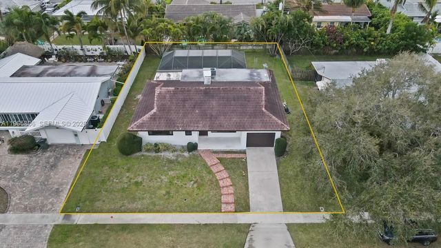 1260 SW 8th St, Boca Raton, FL 33486