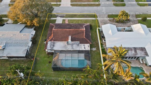 1260 SW 8th St, Boca Raton, FL 33486
