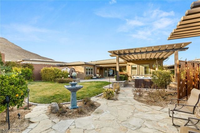 10179 Emerald Sunset Court, Las Vegas, NV 89148