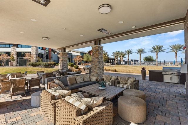 10179 Emerald Sunset Court, Las Vegas, NV 89148