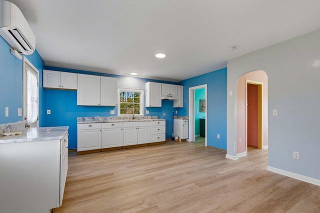 688 Sunny Pond Ln., Aynor, SC 29511