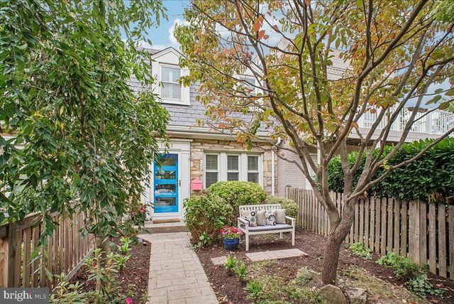 1803 LESLIE AVE, Alexandria, VA 22301