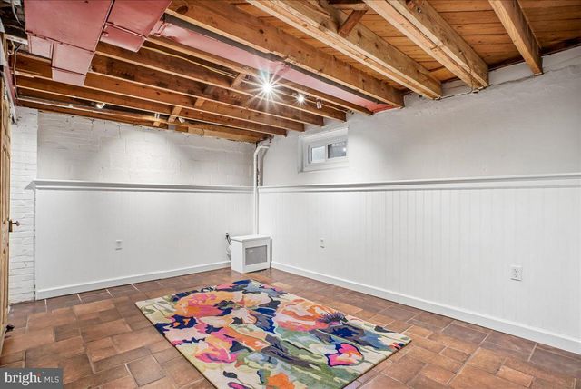 1803 LESLIE AVE, Alexandria, VA 22301